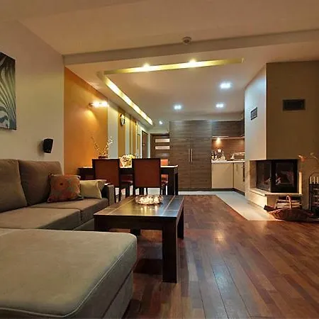 Apartment Butorowy *