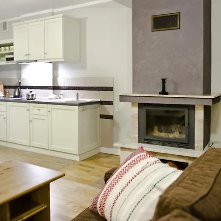 Apartment Butorowy *
